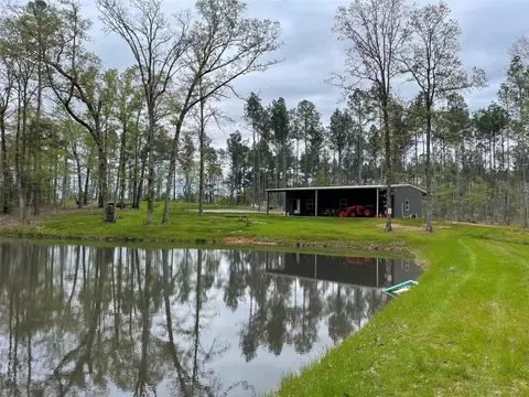 13054 Fm 95 Hwy, Mount Enterprise, TX 75946