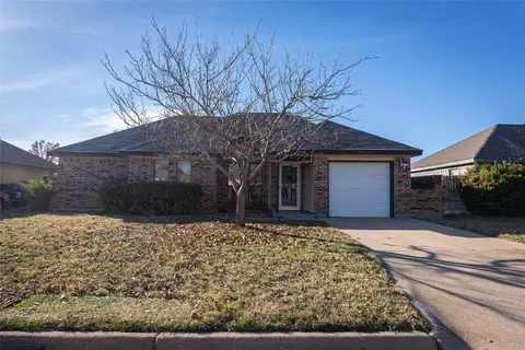 3826 Radcliff Rd, Abilene, TX 79602