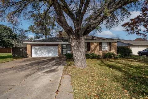 1705 14th St, Plano, TX 75074