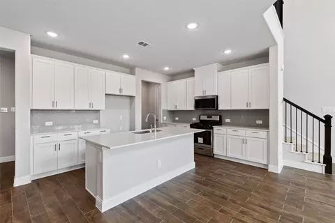 1061 Mj Brown St, Allen, TX 75002