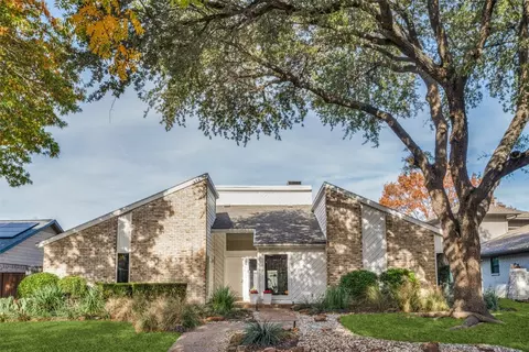 6633 Clearhaven Cir, Dallas, TX 75248
