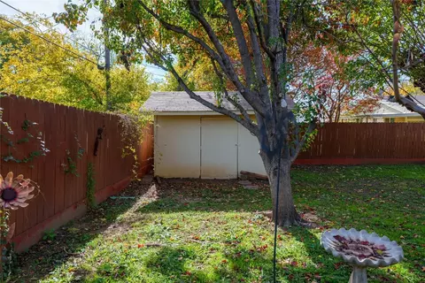 113 Windward Way, Euless, TX 76040 photo 24