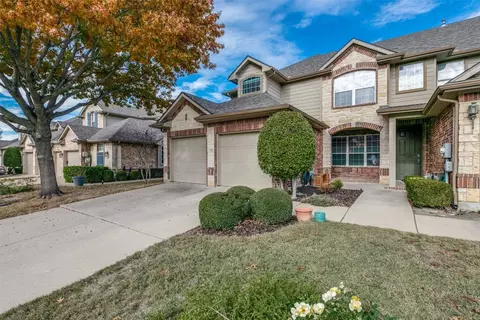 1721 Brookview Dr, Carrollton, TX 75007