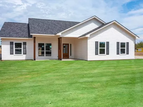 104 W Turner St, Perrin, TX 76486