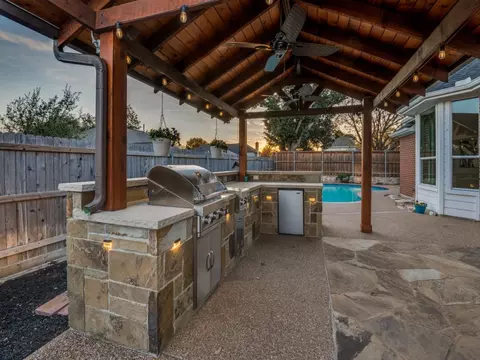 506 Santa Barbara Dr, Keller, TX 76248