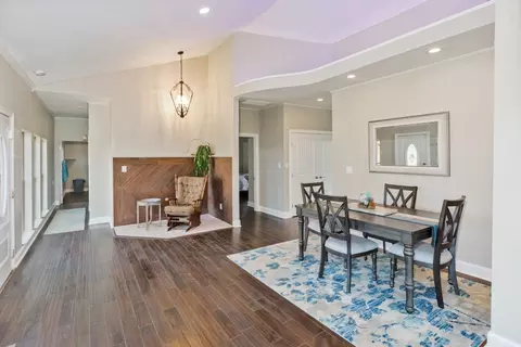 Living - 115 Pheasant Run Ct, Sunset, TX 76270 photo 4 of 4