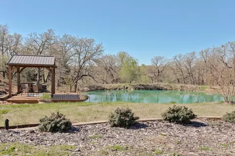 Exterior - 115 Pheasant Run Ct, Sunset, TX 76270 photo 10 of 11