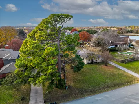 2620 Park Dr, Arlington, TX 76016