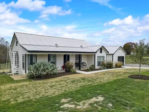 4632 Williams Rd, Benbrook, TX 76116