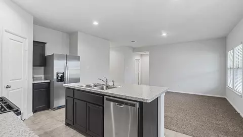 513 Bronze Cir E, Springtown, TX 76082 photo 9