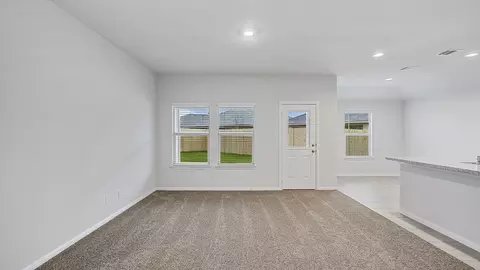 513 Bronze Cir E, Springtown, TX 76082 photo 12