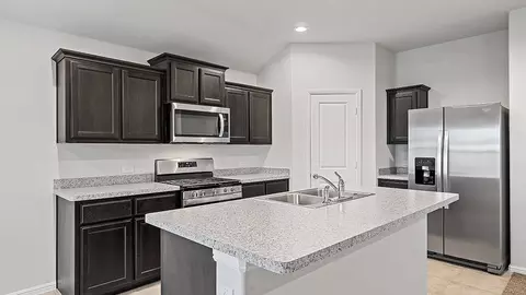 513 Bronze Cir E, Springtown, TX 76082 photo 2