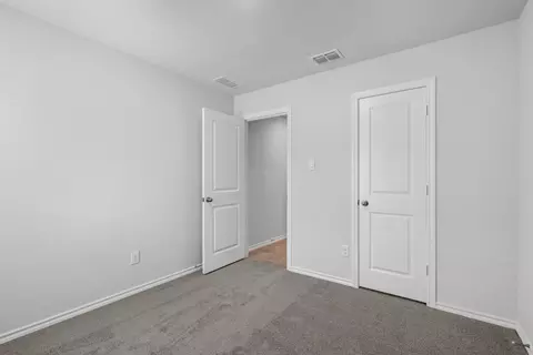 529 Bronze Cir E, Springtown, TX 76082 photo 32