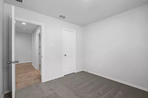 529 Bronze Cir E, Springtown, TX 76082 photo 31