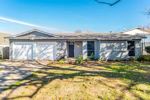224 Chevy Chase Dr, Fort Worth, TX 76134