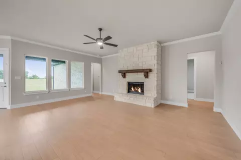 Living - 485 Brown Rd, Leonard, TX 75452 photo 2 of 6