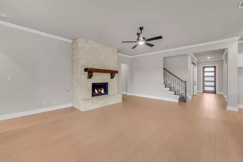 Living - 485 Brown Rd, Leonard, TX 75452 photo 4 of 6