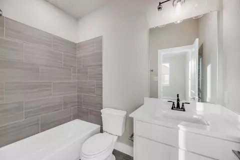 Bath - 485 Brown Rd, Leonard, TX 75452 photo 2 of 6