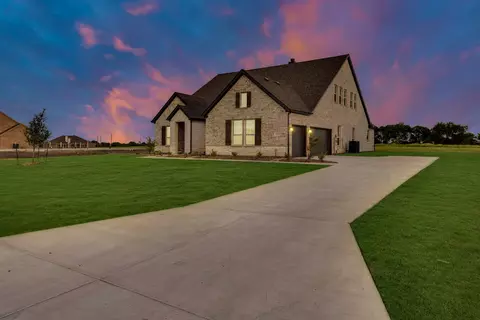 Exterior - 485 Brown Rd, Leonard, TX 75452 photo 1 of 6