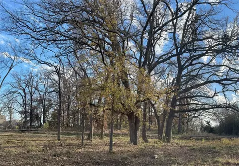 38 Nicklaus Dr, Sulphur Springs, TX 75482
