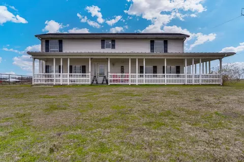 748 E Fm 813, Palmer, TX 75152