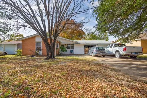 3013 Bryn Mawr Dr, Irving, TX 75062