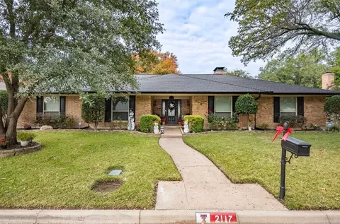 2117 Brentgate Dr, Arlington, TX 76017