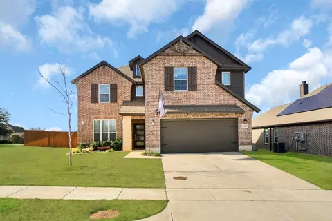 2801 Saratoga Dr, Ennis, TX 75119