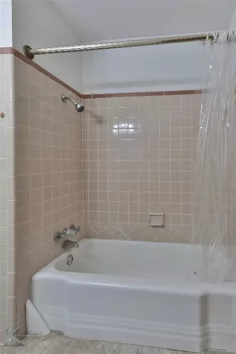 518 Ridgeway St, Clyde, TX 79510 photo 26