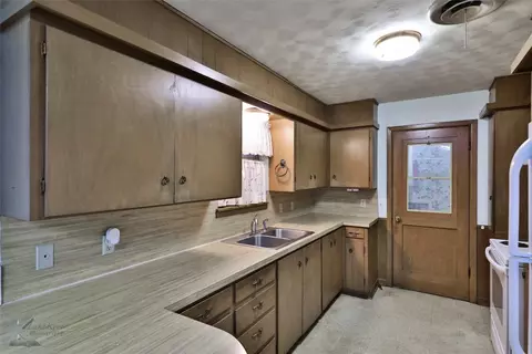 518 Ridgeway St, Clyde, TX 79510 photo 13