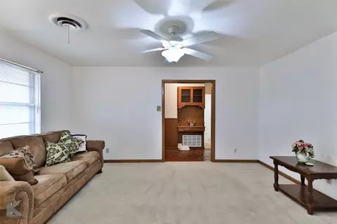518 Ridgeway St, Clyde, TX 79510 photo 5