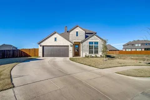 529 Livia St, Burleson, TX 76028