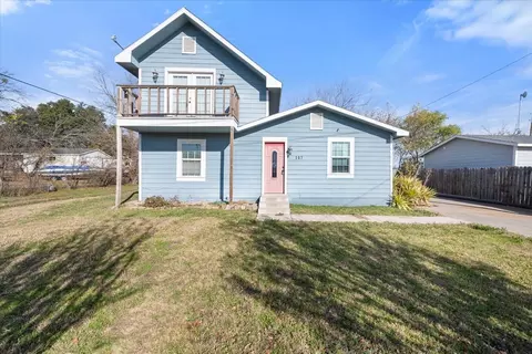 207 W 10th St, Ferris, TX 75125