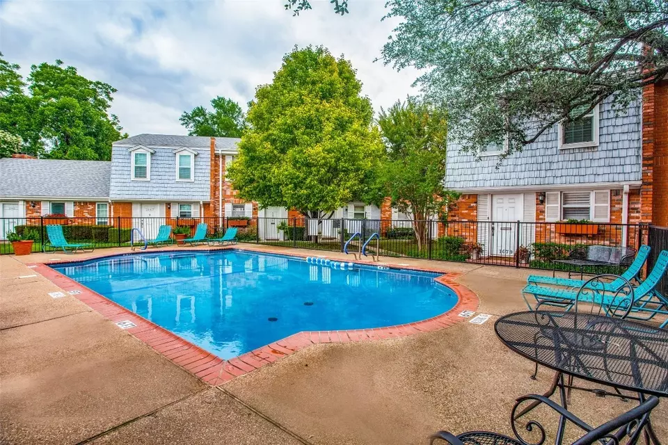 1069 Roaring Springs Rd, Fort Worth, TX 76114 19 Photos Movoto