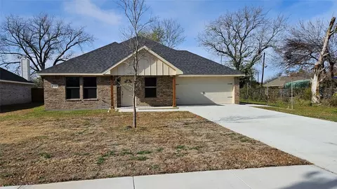 1006 S Catherine St, Terrell, TX 75160