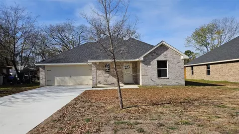 1008 S Catherine St, Terrell, TX 75160