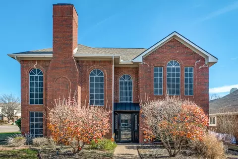 100 Brushwood Dr, Irving, TX 75063