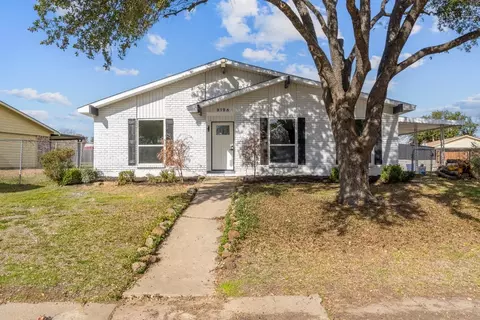 3725 Red Oak Dr, Garland, TX 75043