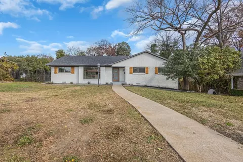 7140 Hunnicut Cir, Dallas, TX 75227