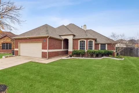 4805 Campfire Ct, Fort Worth, TX 76244