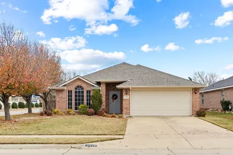 7012 Denver City Dr, Fort Worth, TX 76179