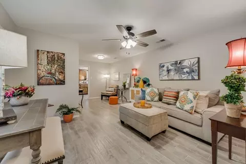 2004 Cliffside Dr, Edgecliff Village, TX 76134
