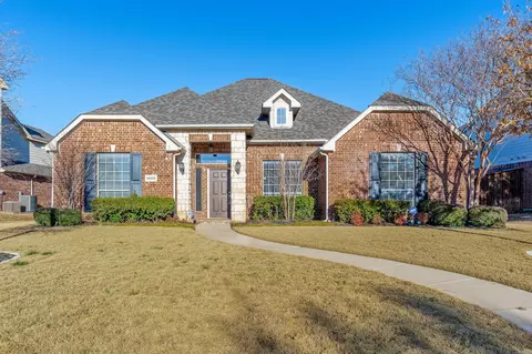 10333 Crawford Farms Dr, Fort Worth, TX 76244