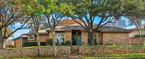 2611 Sunlight Dr, Arlington, TX 76006