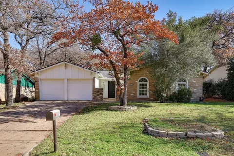 2709 Mintwood Pl, Arlington, TX 76016