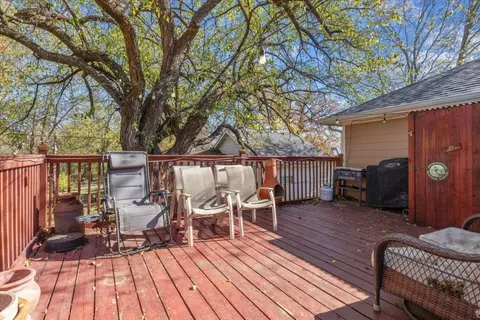 421 E Munson St, Denison, TX 75021 photo 16