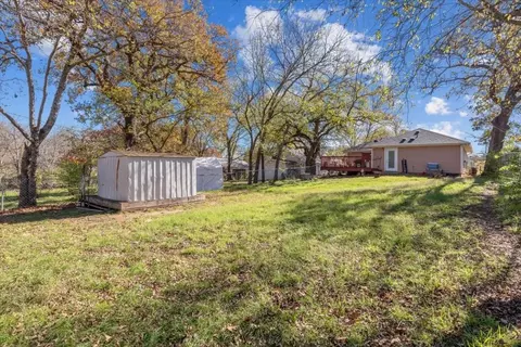 421 E Munson St, Denison, TX 75021 photo 20