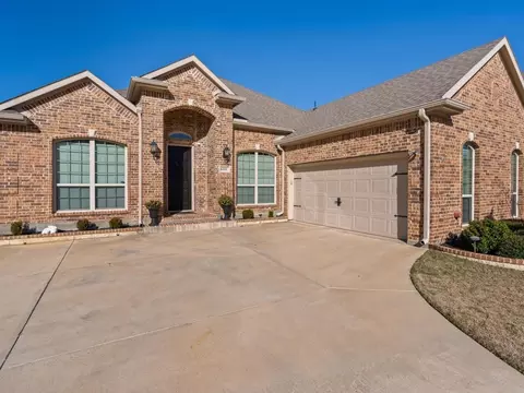 6332 Glenwick Dr, Fort Worth, TX 76123