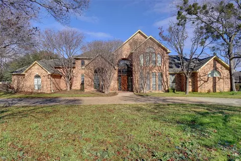140 Canyon Oaks Dr, Argyle, TX 76226