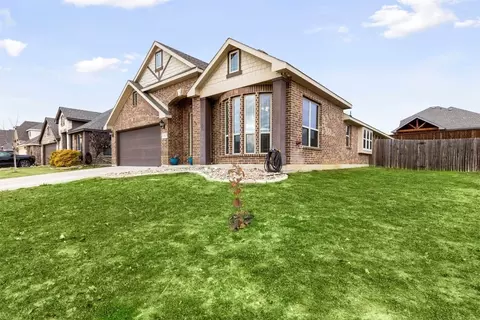 100 Valverde Ln, Alvarado, TX 76009